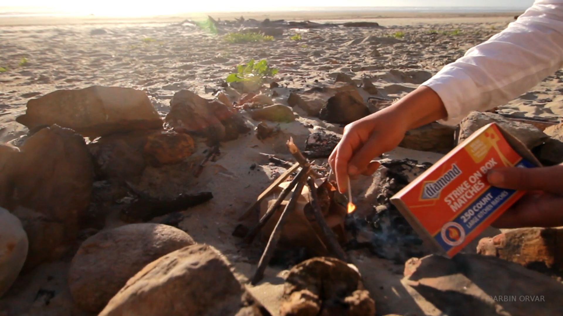 How to Make a Fire on the Beach 5 Steps (with Pictures) Instructables