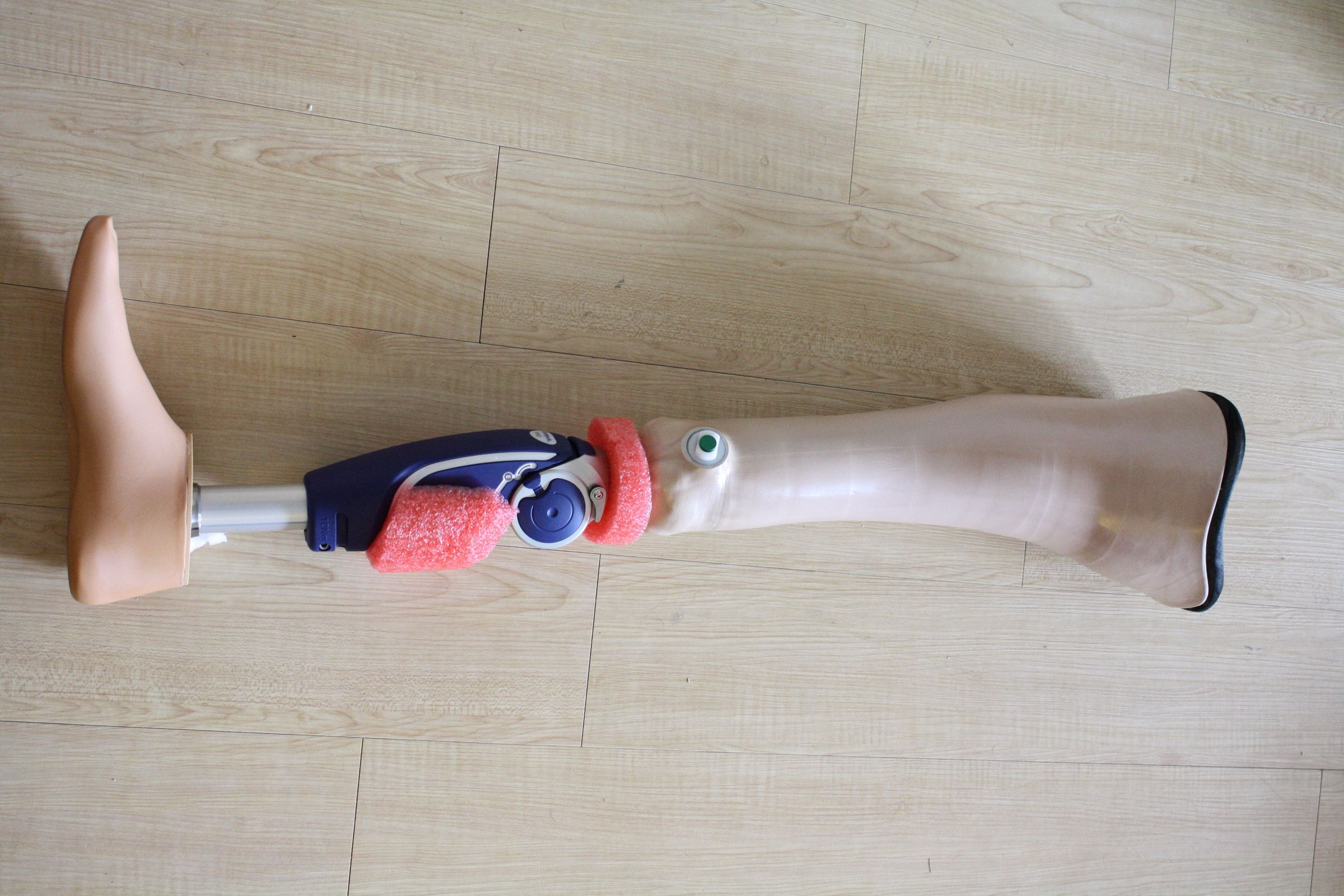DIY Prosthetic Leg Foam Cover (Cosmesis) 5 Steps (with Pictures