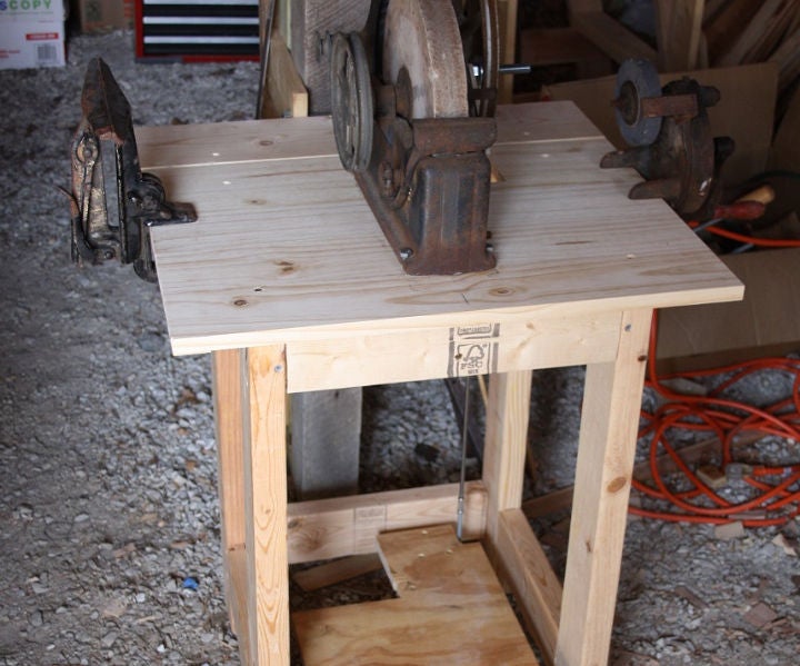 Convert a Grindstone to Treadle Power 8 Steps (with Pictures