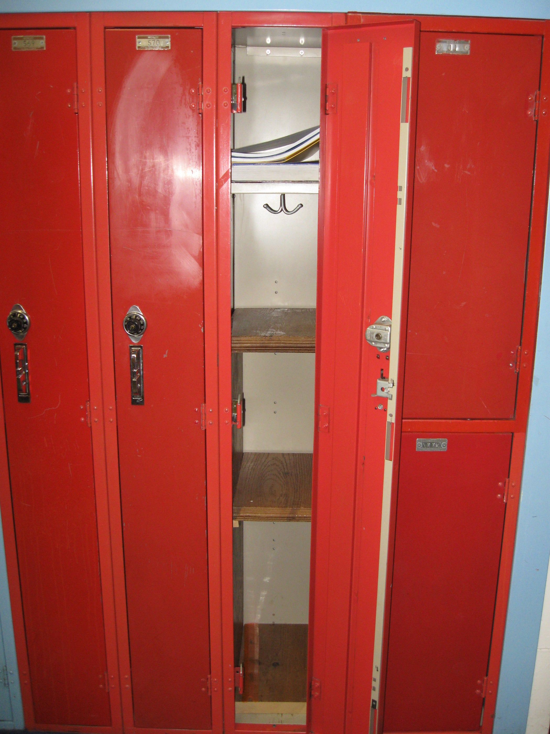 Wooden Locker Shelf 4 Steps Instructables