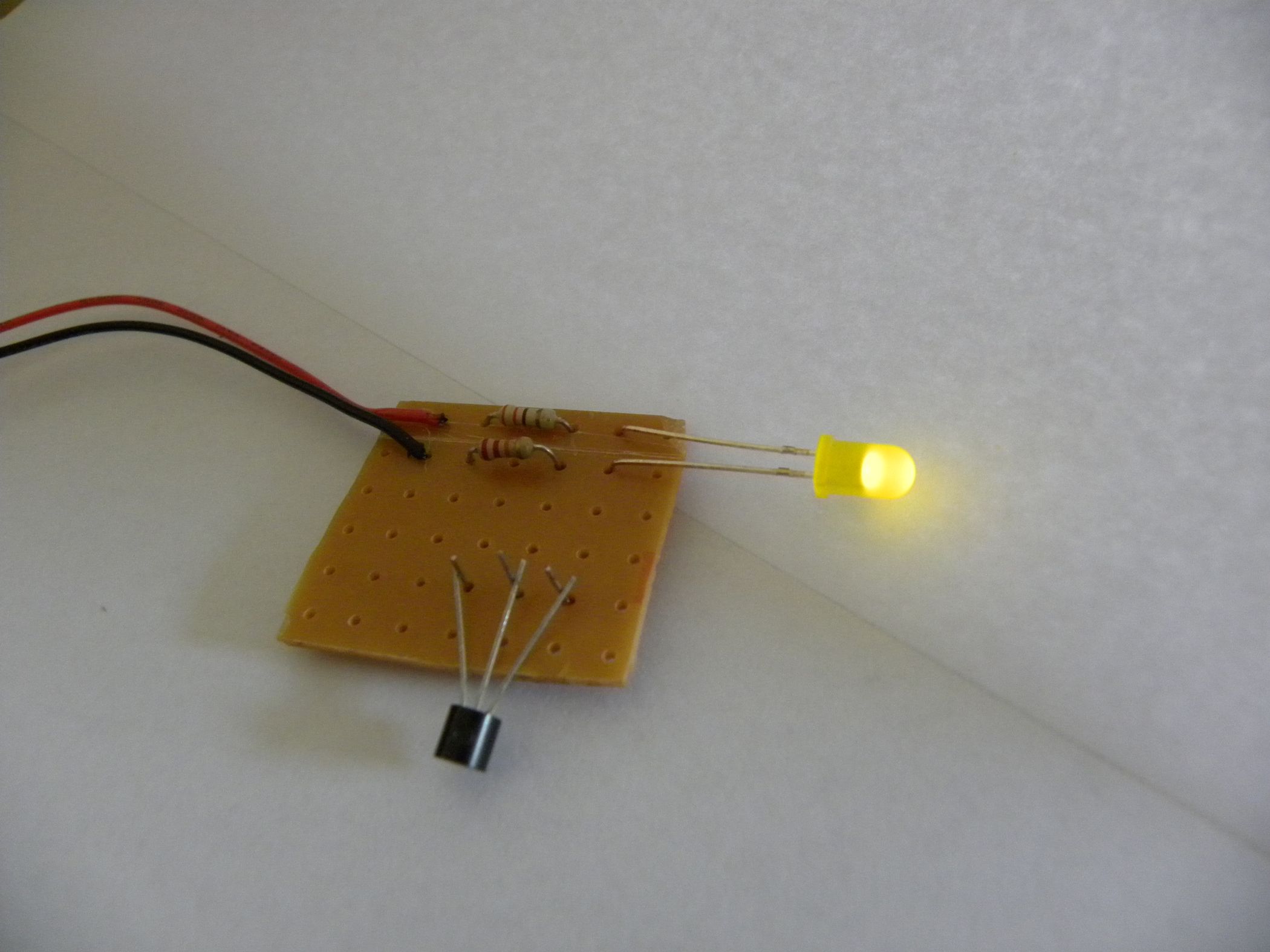 Simple BC547 Transistor Tester (with Pictures) Instructables
