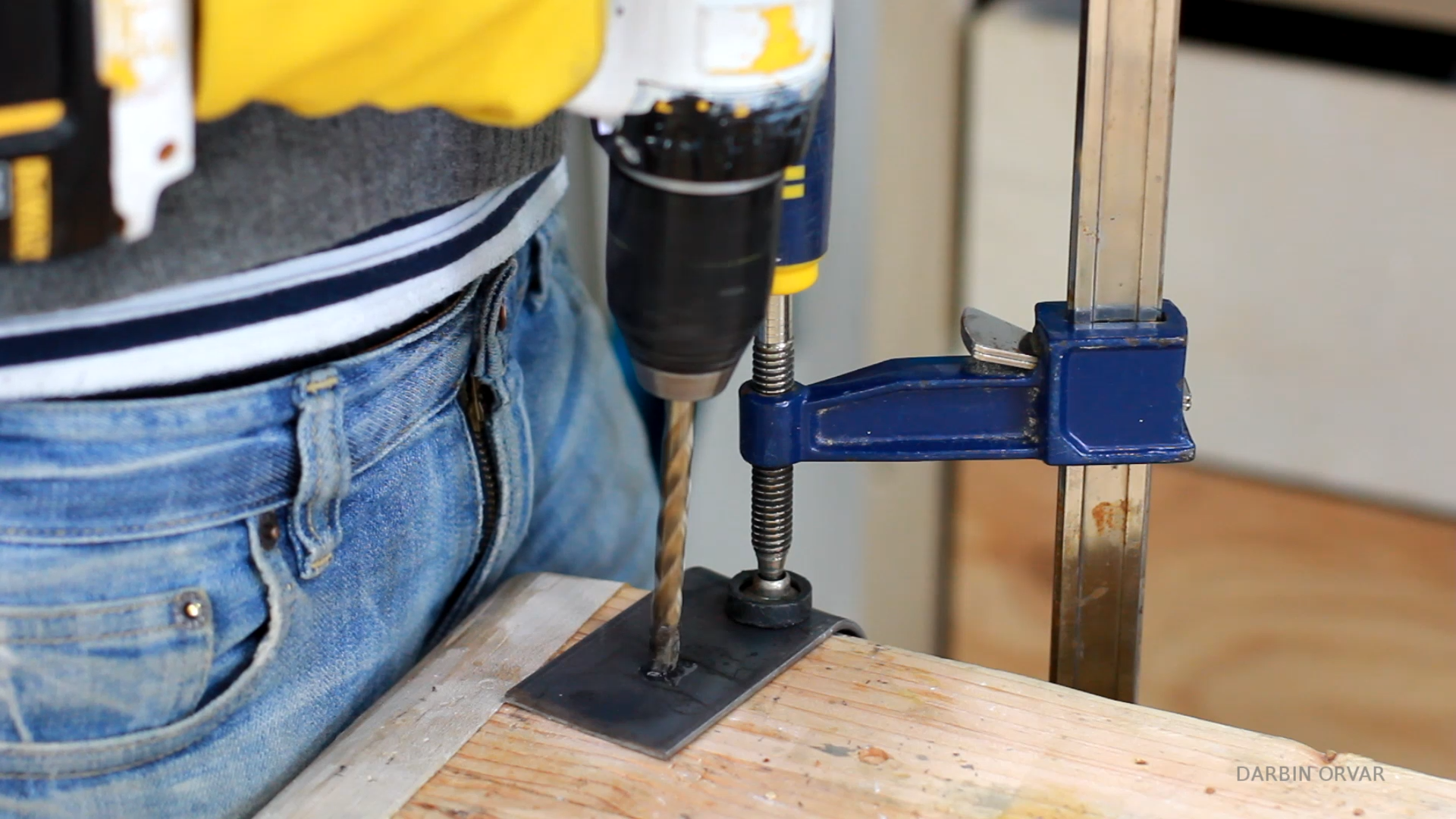 Live Edge Coffee Table W/ Metal Base 8 Steps (with Pictures