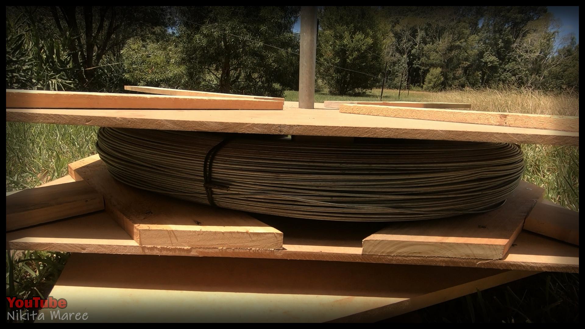 How to Build a 'Wire Spinner' (DIY Farm Fencing) 18 Steps (with