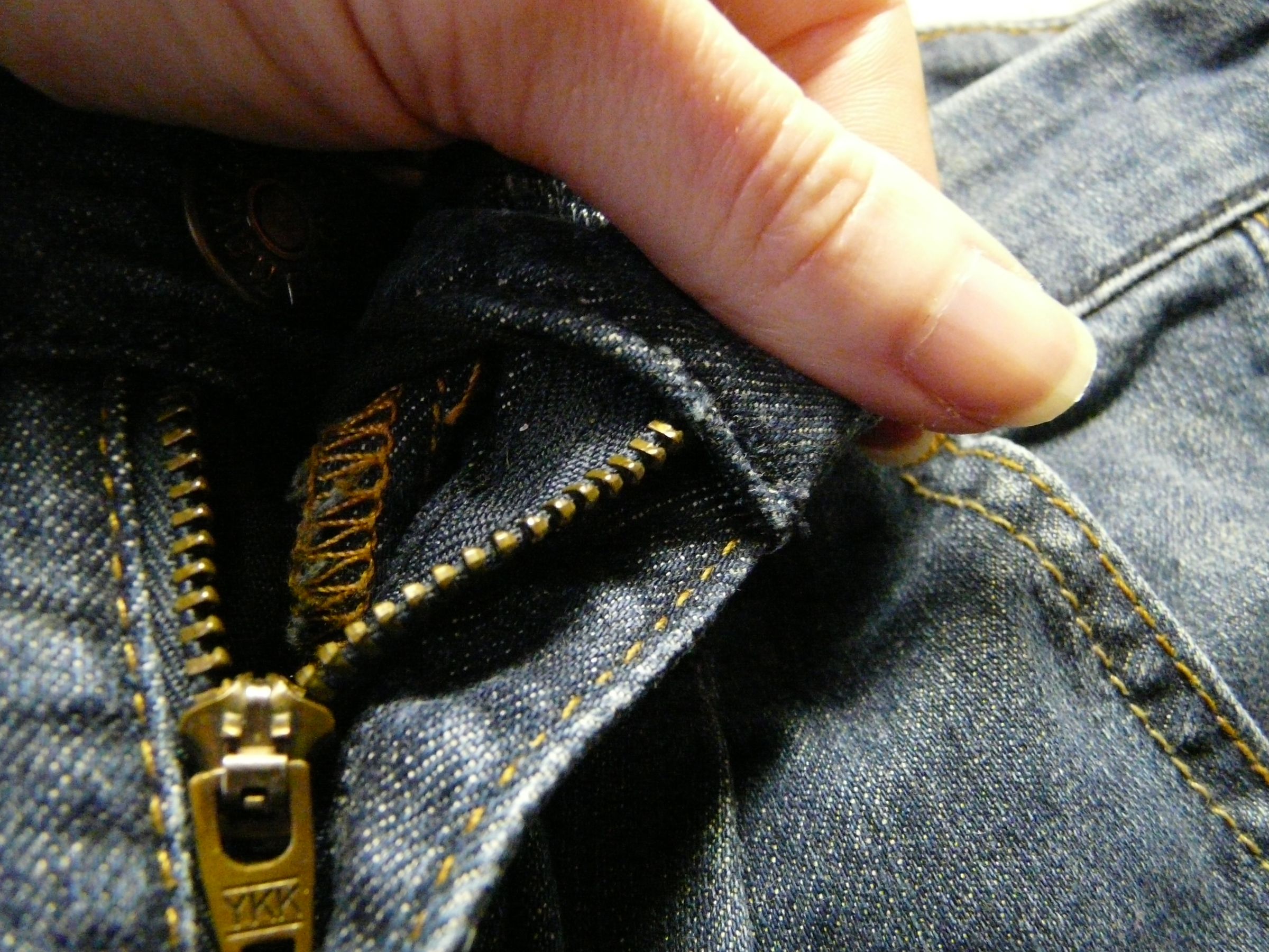 How to Repair a Jeans Zipper That Won't Stay Up 4 Steps (with