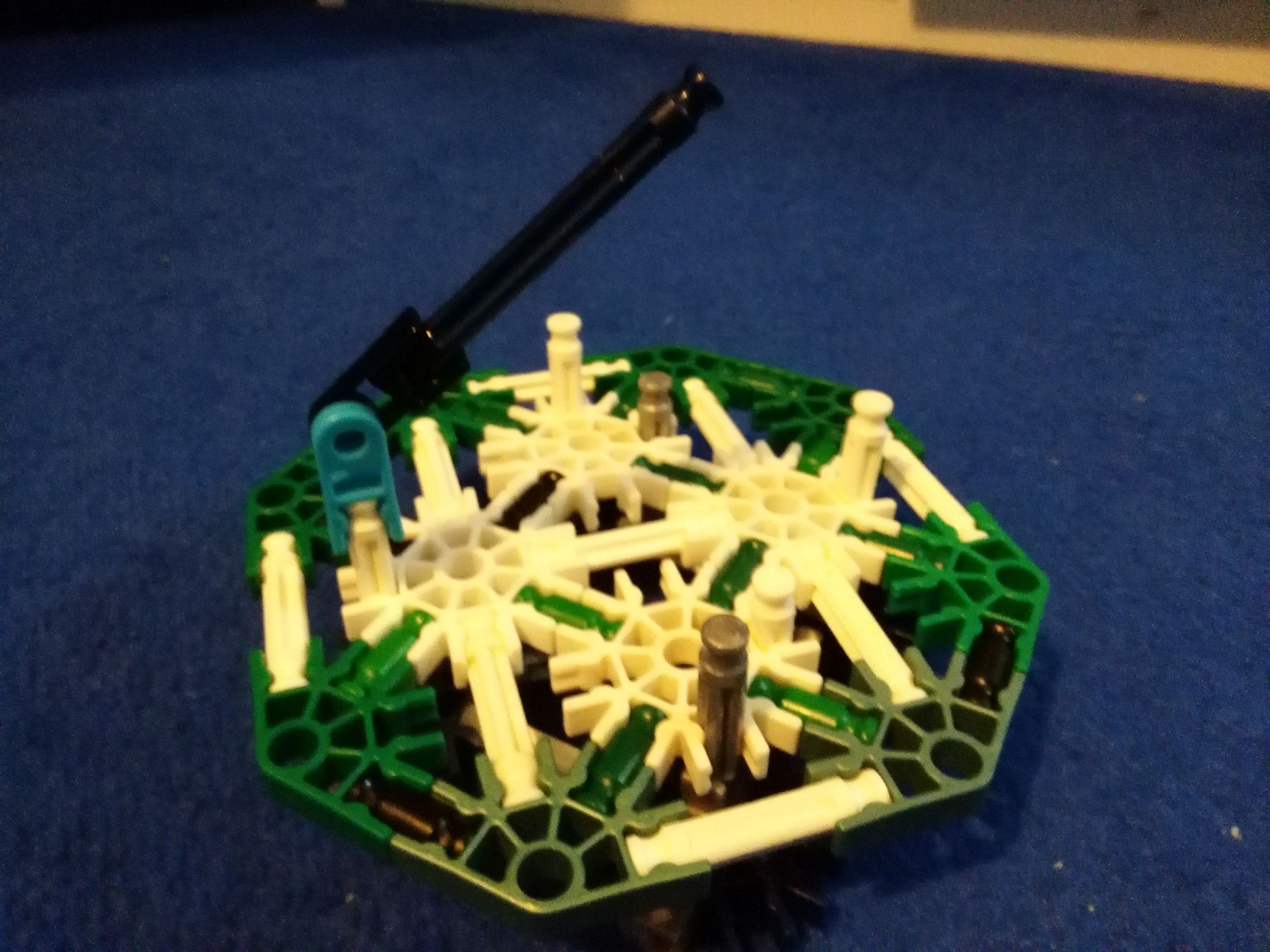 K'nex TRex! 9 Steps Instructables