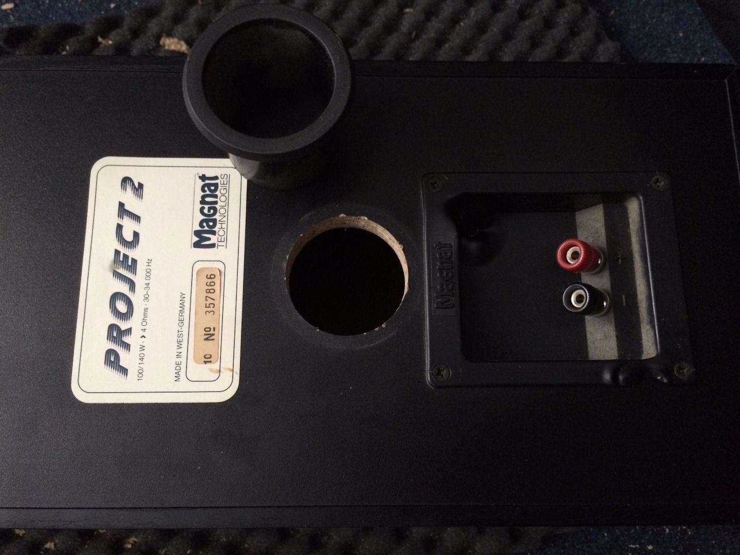 How to Build Car Bass Speakers in Home Stereo Speakerboxes 8 Steps