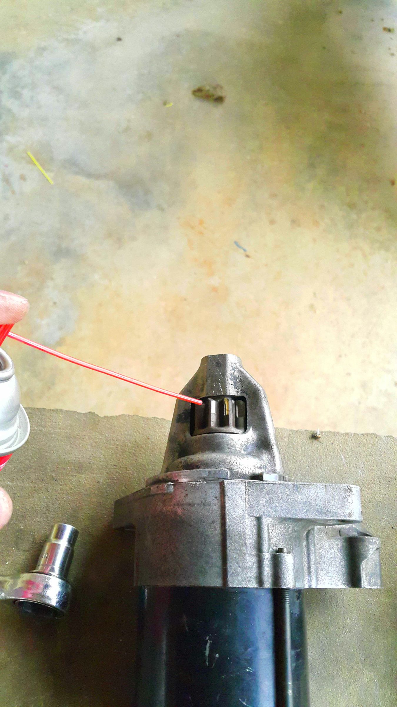 Replacing a Starter Solenoid (Honda Civic 1999, D15B Engine). 7 Steps