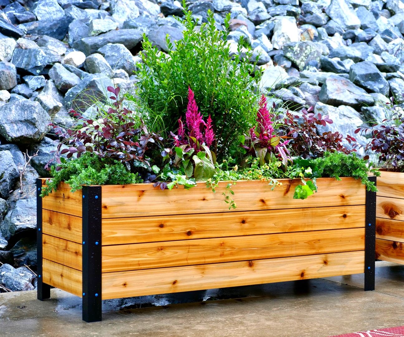 DIY Modern Raised Planter Box // How to Build - Woodworking : 11 Steps ...