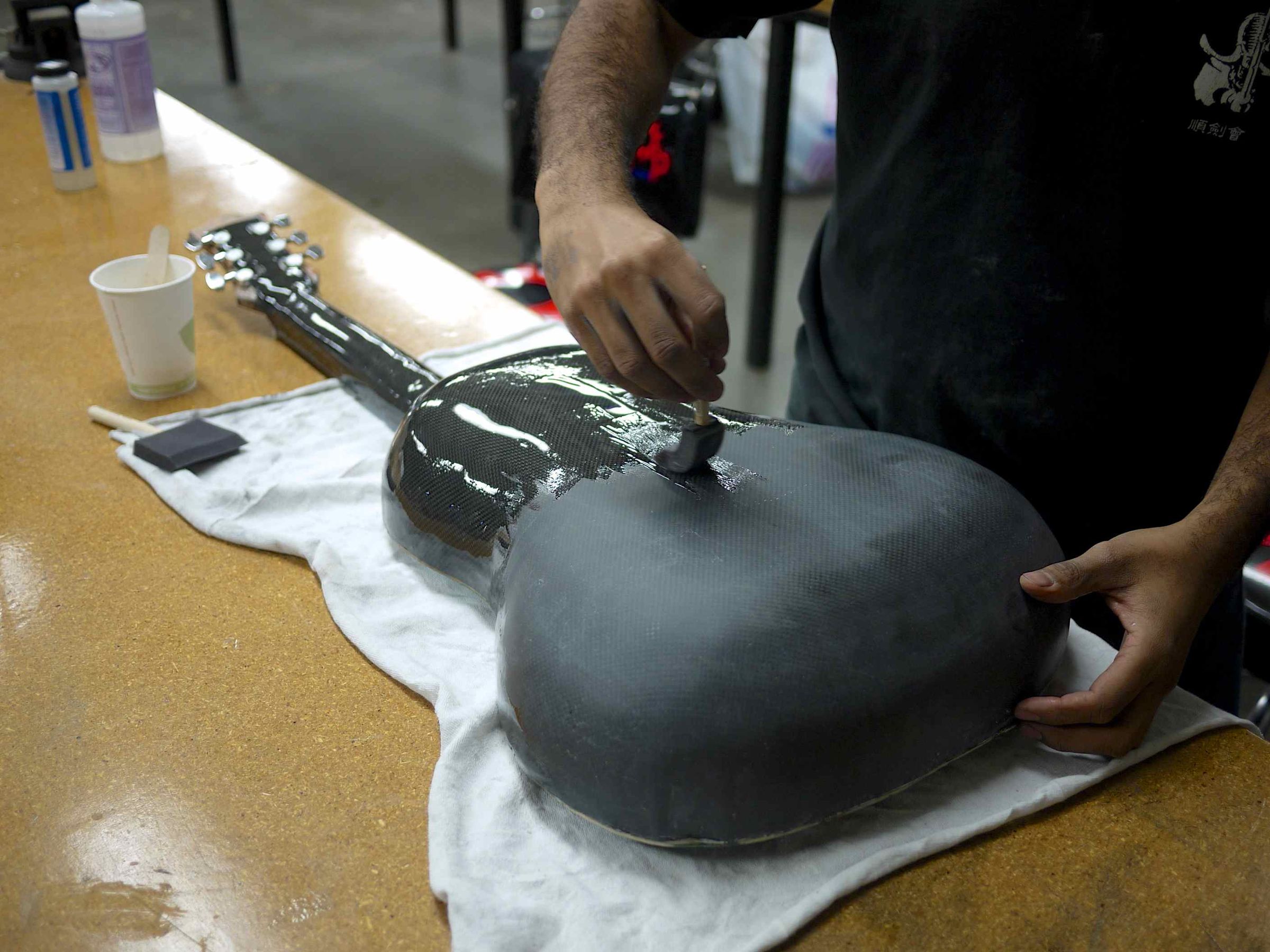 Carbon Fiber Guitar Body Made at 13 Steps (with Pictures