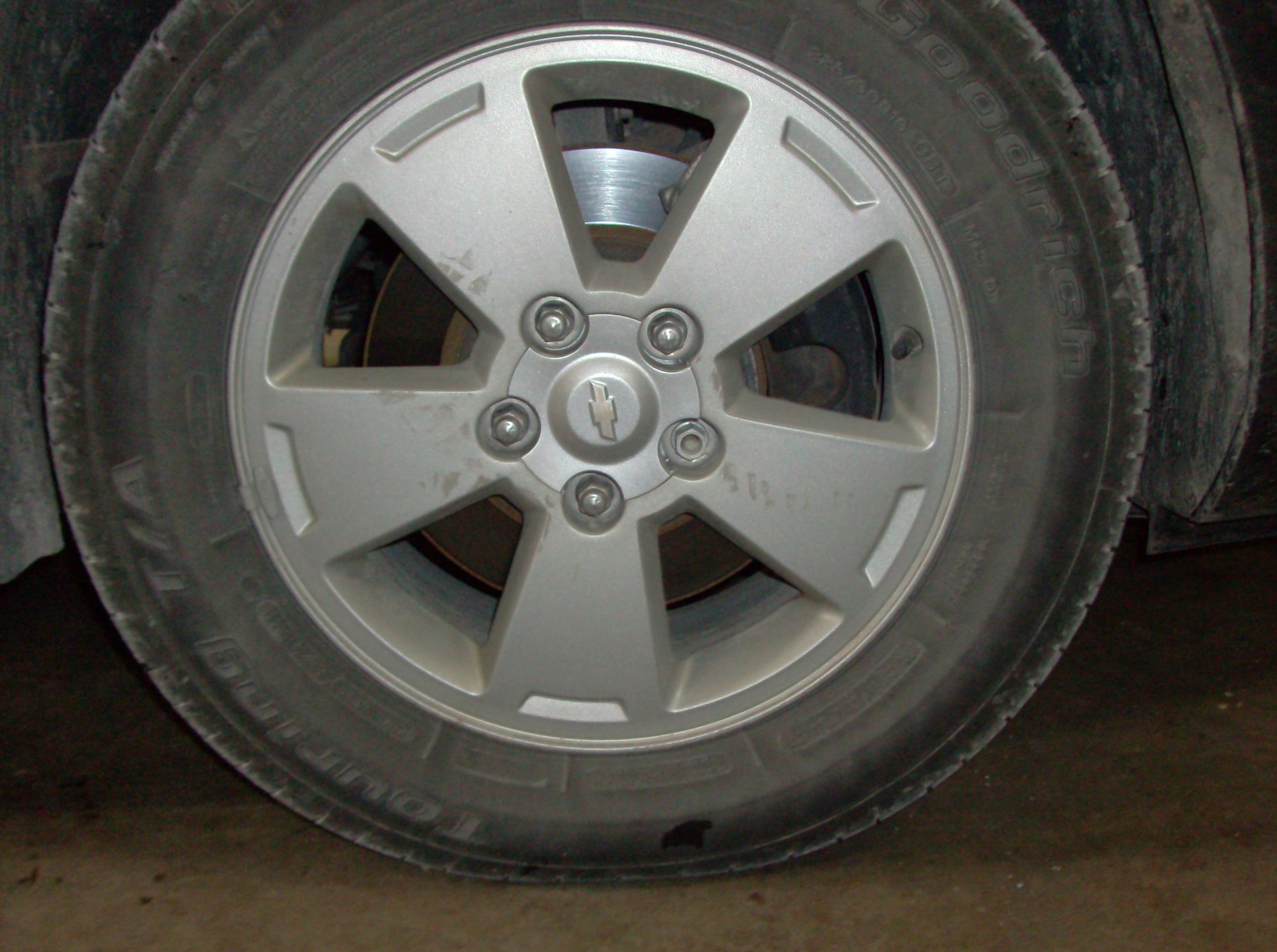 Changing a Tire 13 Steps Instructables