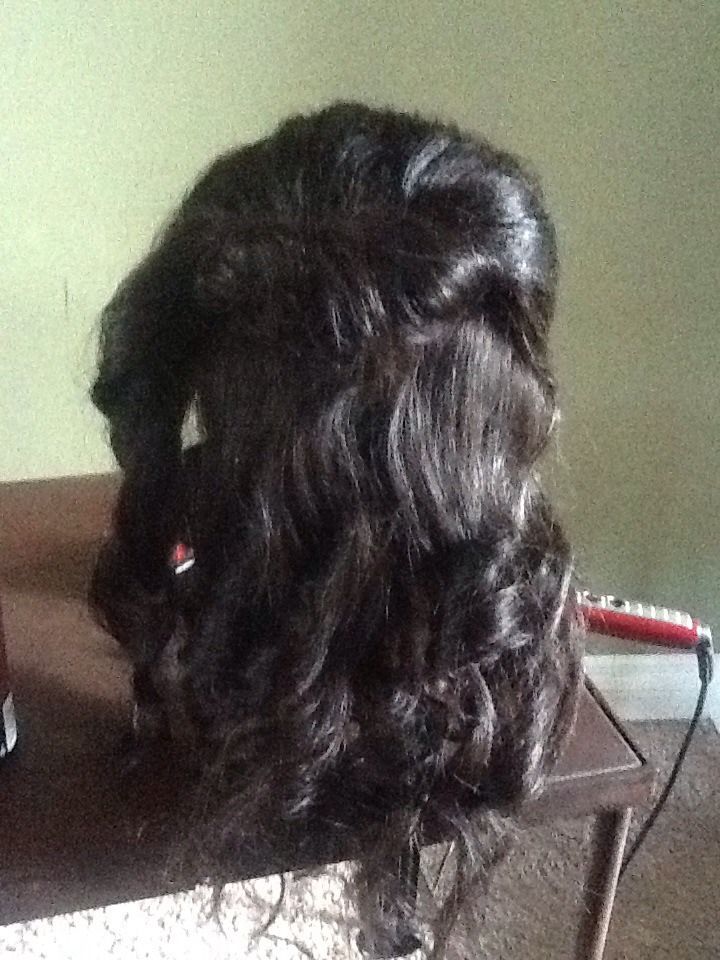 Perfect Bouncy Curls That Stay in for a While