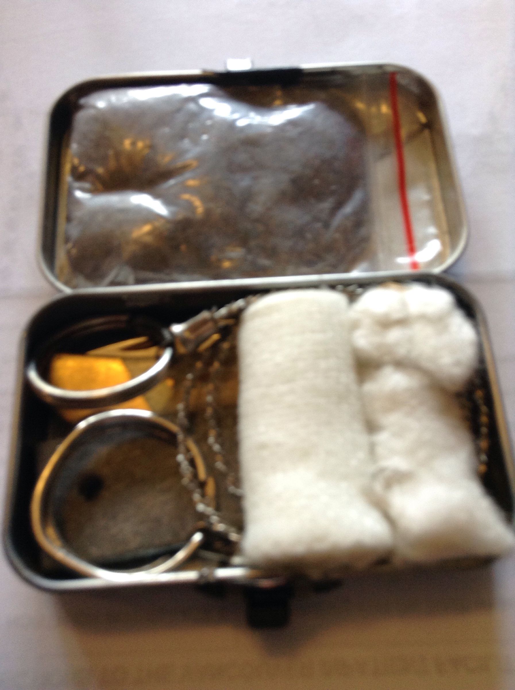 Mint Tin Survival Kit Instructables