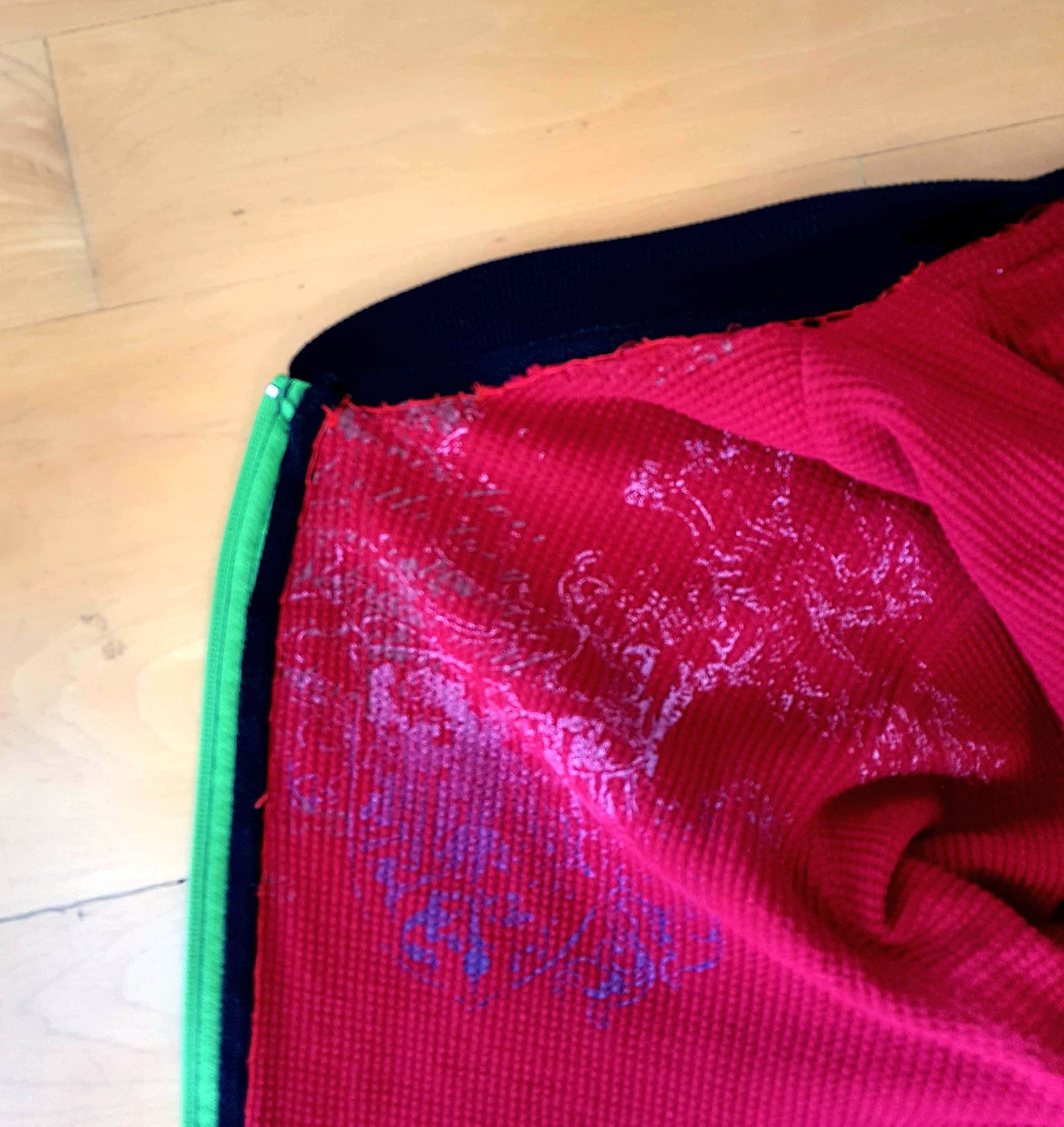 Make a Jacket Warmer Using an Old Sweater 6 Steps (with Pictures