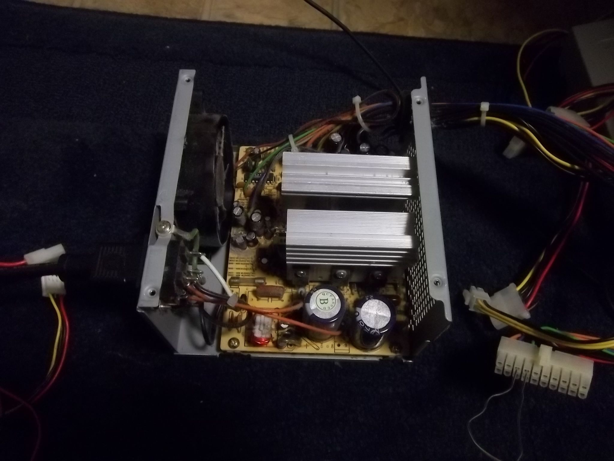 CD Player From an Old Power Supply and CDROM Drive 3 Steps