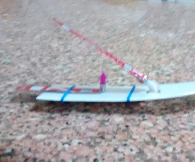 DIY guide for Construção de uma máquina térmica - Barco with step-by-step instructions