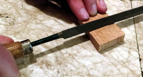 Adjustable Ruler Measuring Stop : 7 Steps (with Pictures) - Instructables