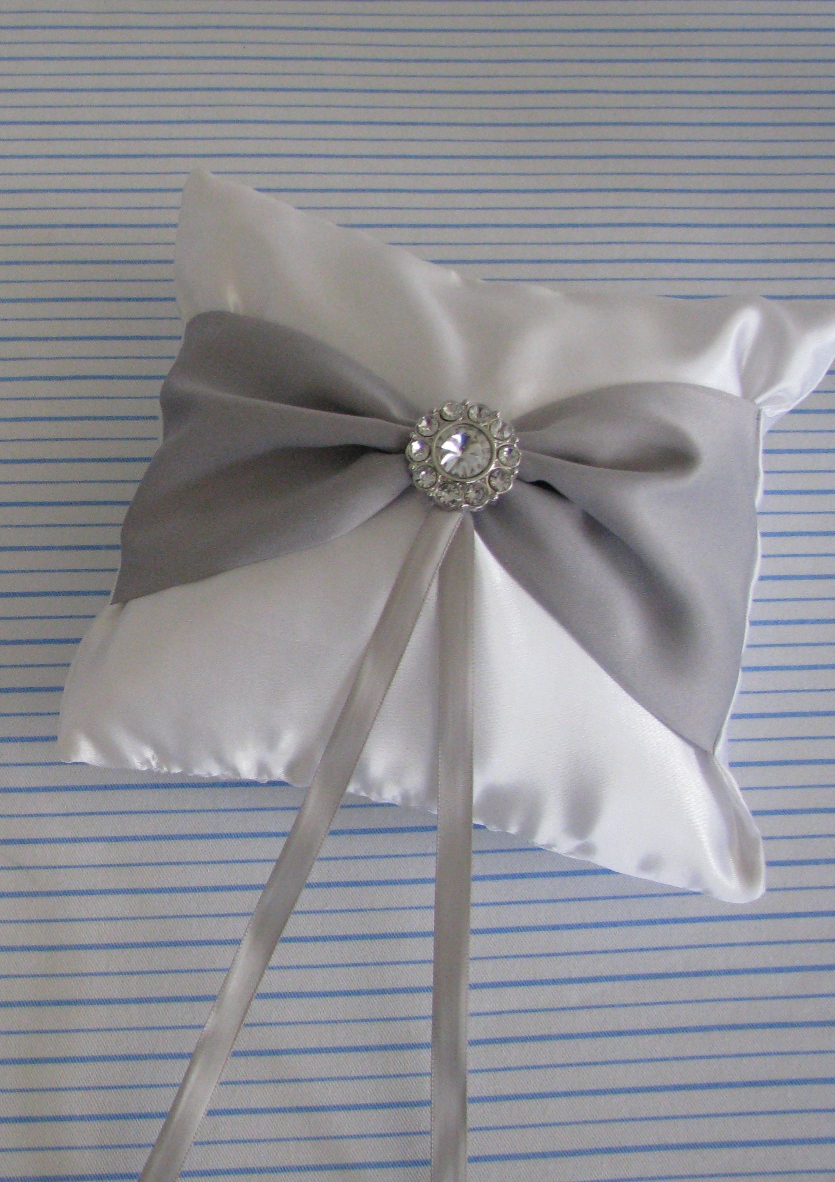 Elegant Ring Pillow 12 Steps (with Pictures) Instructables