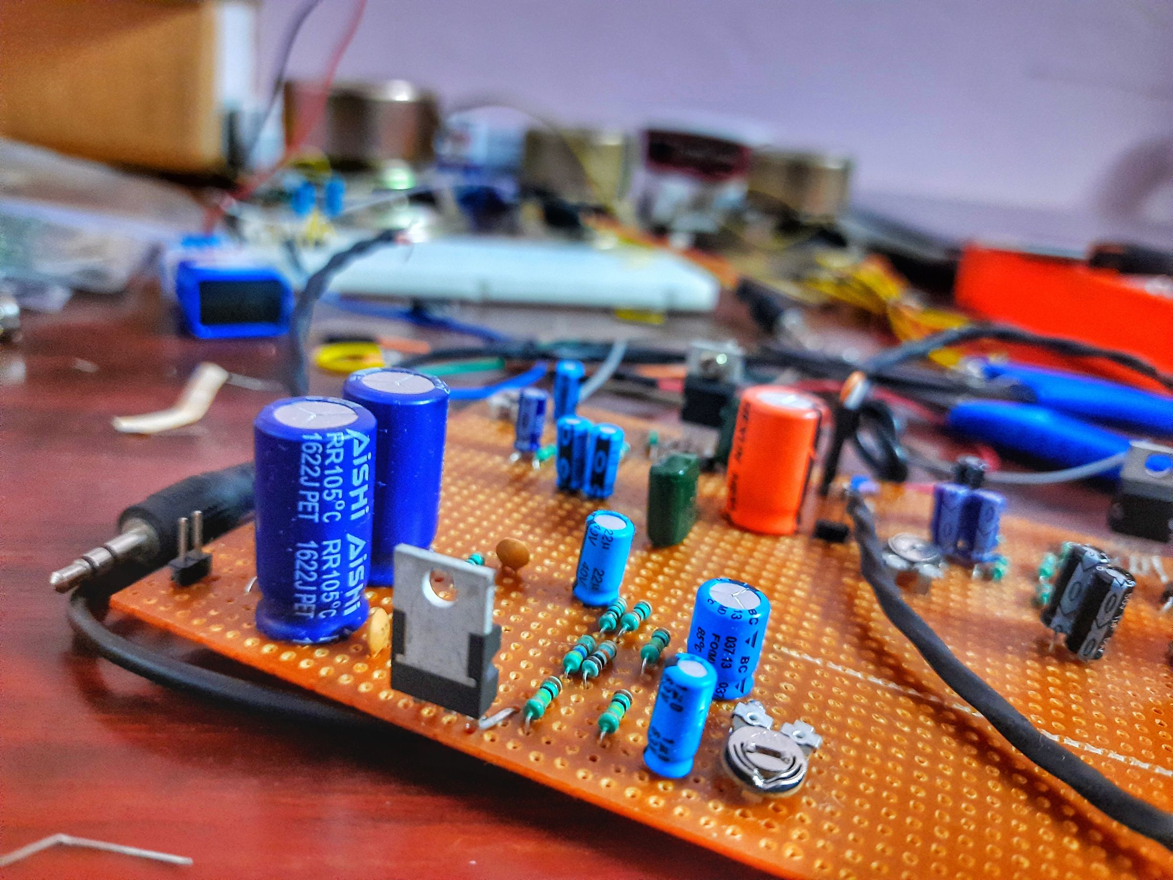 DIY 2.1 Class AB Hi-Fi Audio Amplifier - Under $5 : 10 Steps (with