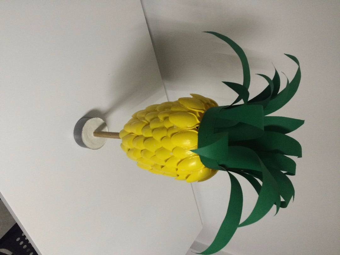 lampara en forma de pina 15 steps