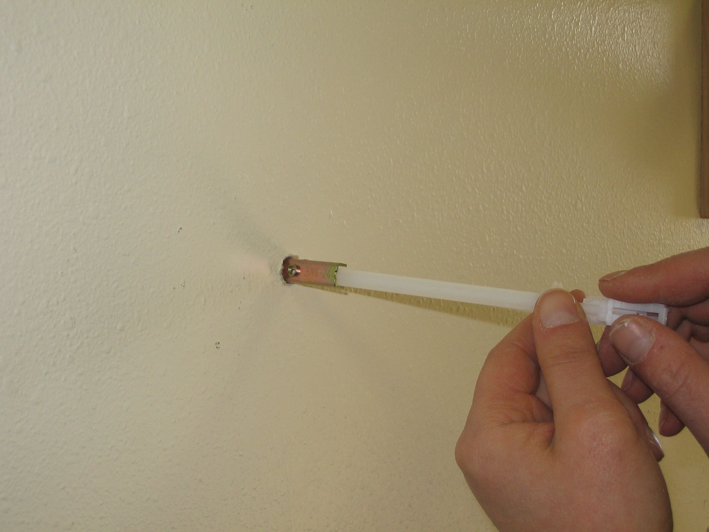 How to Mount a Shelf With Wood Shelf Brackets 16 Steps (with Pictures