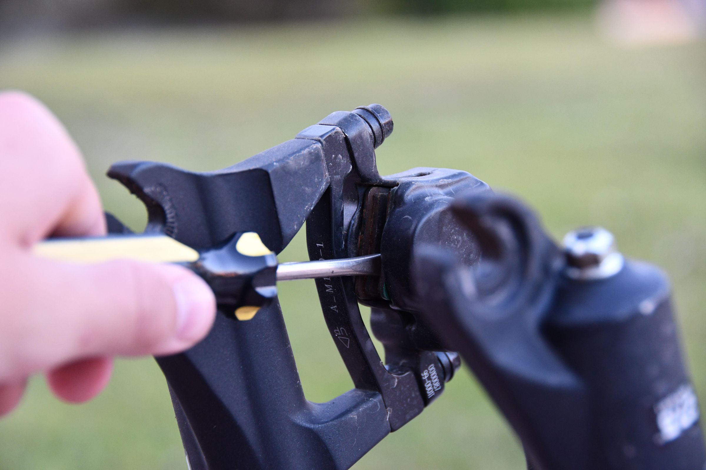 How to Tune Up a Bike : 6 Steps 
