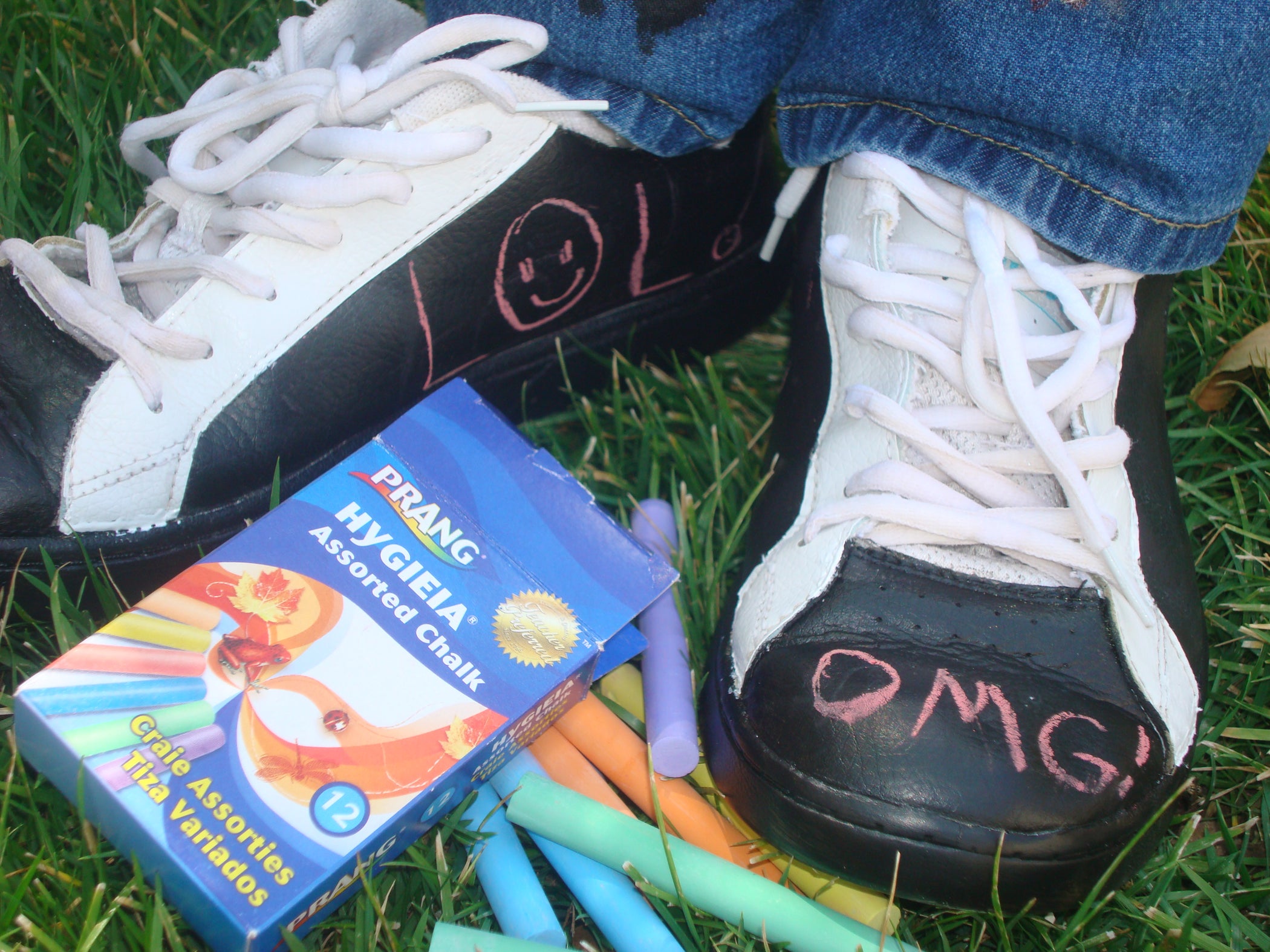 Chalk Board Shoes 7 Steps Instructables