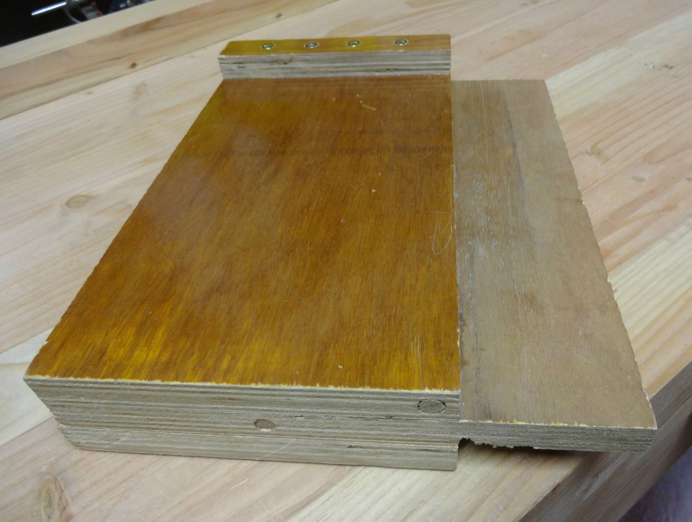 Shooting Board/Bench Hook Combo Instructables