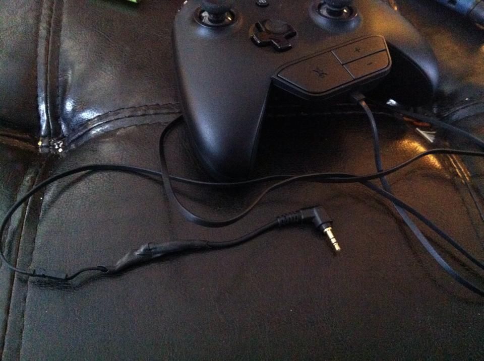 Xbox 360 to Xbox One Headset DIY 