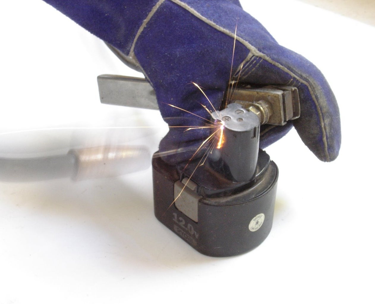 Revive Nicad Batteries By Zapping With A Welder : 6 Steps (With Pictures) -  Instructables