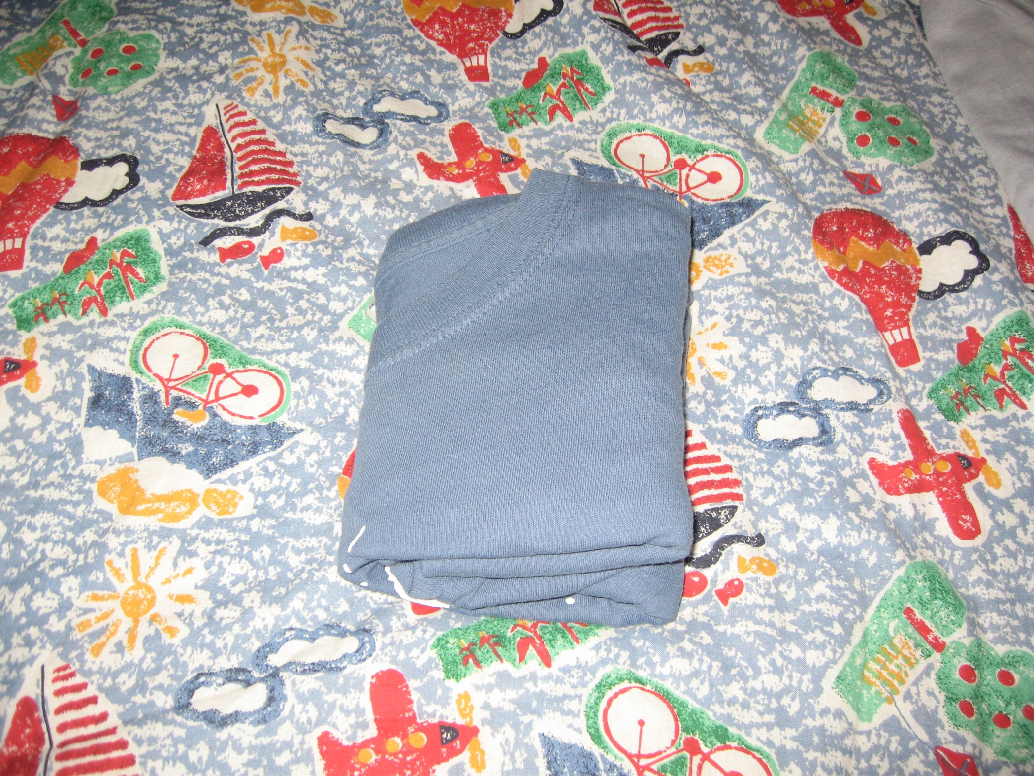 How to Fold a TShirt USAF Basic Military Training Style 5 Steps