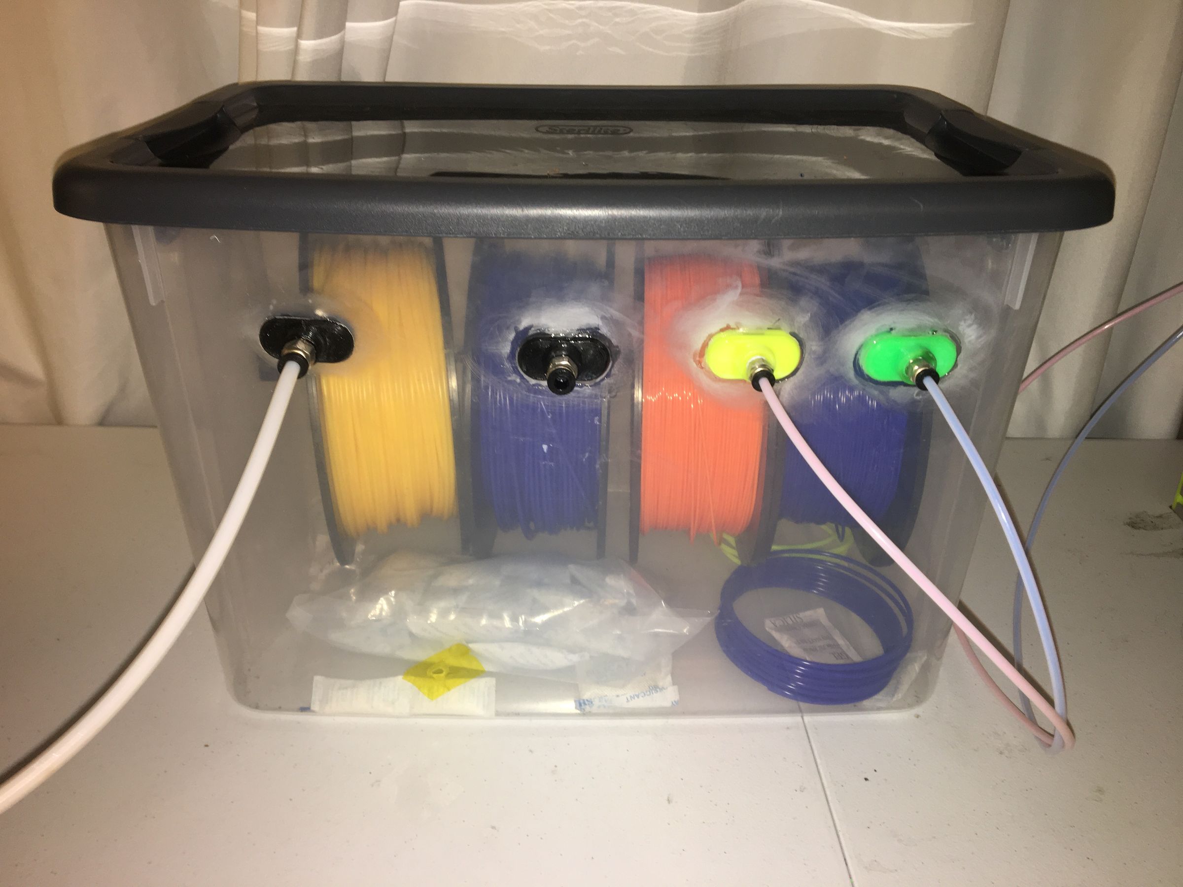 Airtight Dry Box for 3D Printer Filament 6 Steps (with Pictures