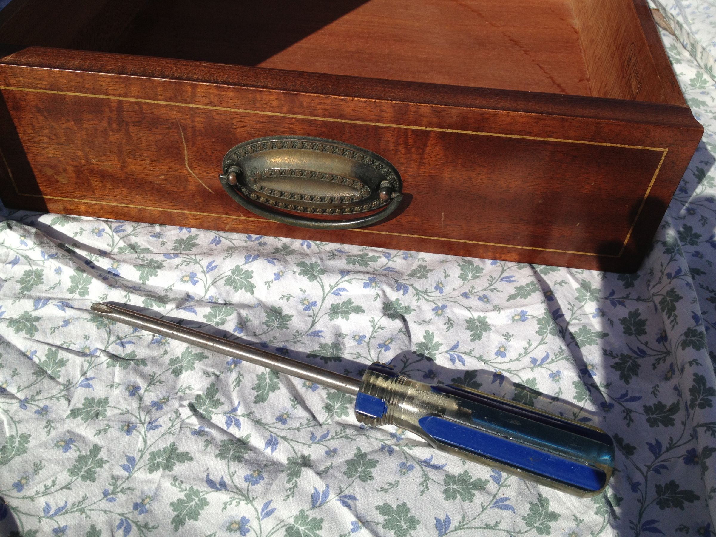 How to Paint a Side Table 12 Steps Instructables