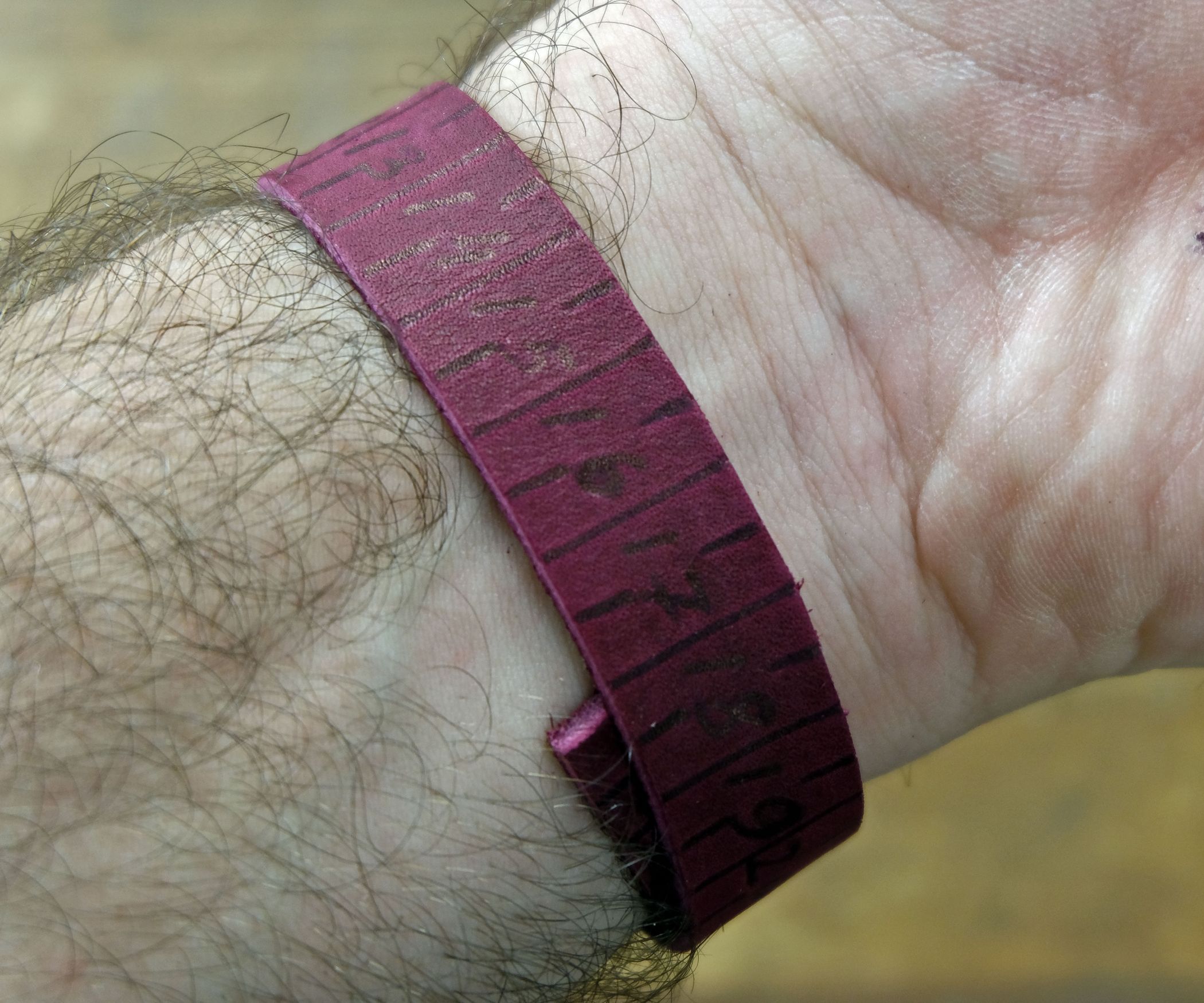 Simple and Useful Bracelet Ruler : 5 Steps - Instructables