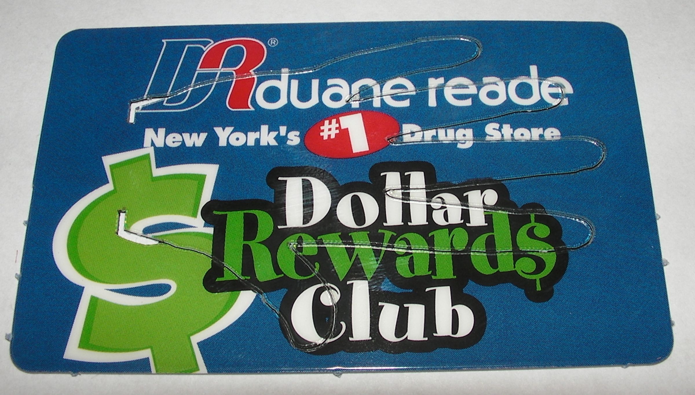 Plastic Paper Clips From Recycled Gift Cards 5 Steps (with Pictures