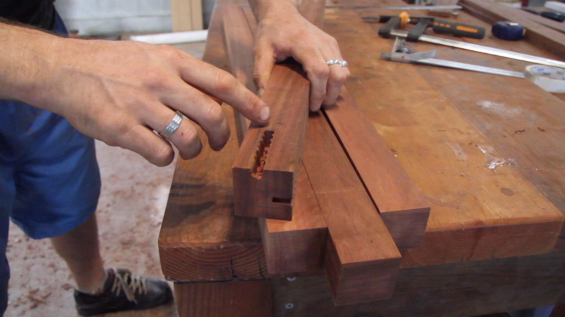 How to Make a Simple Table Leg Assembly Using Mortise and Tenon Joinery