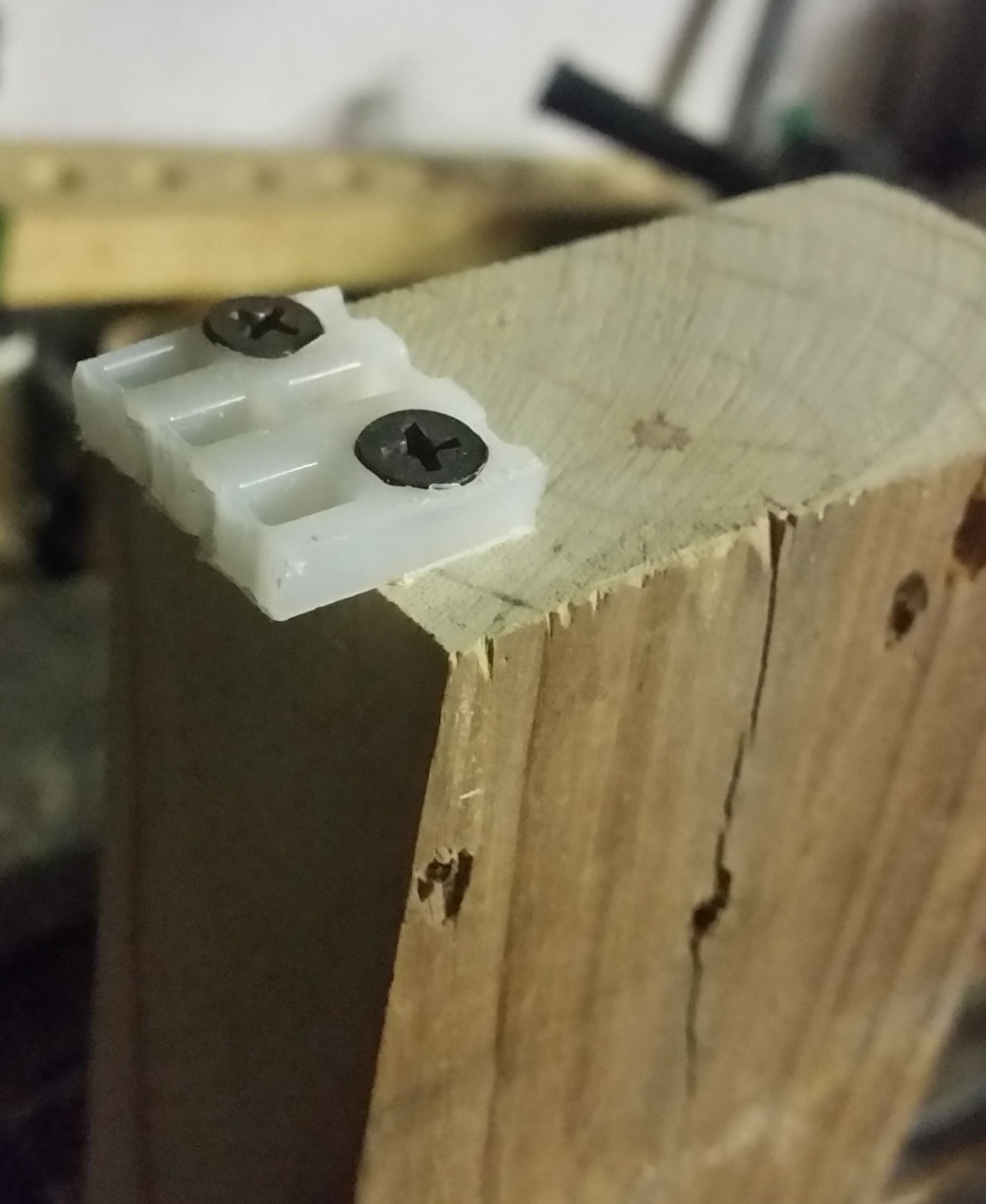 Safely Making Wedges and Shims on a Table Saw 5 Steps (with Pictures
