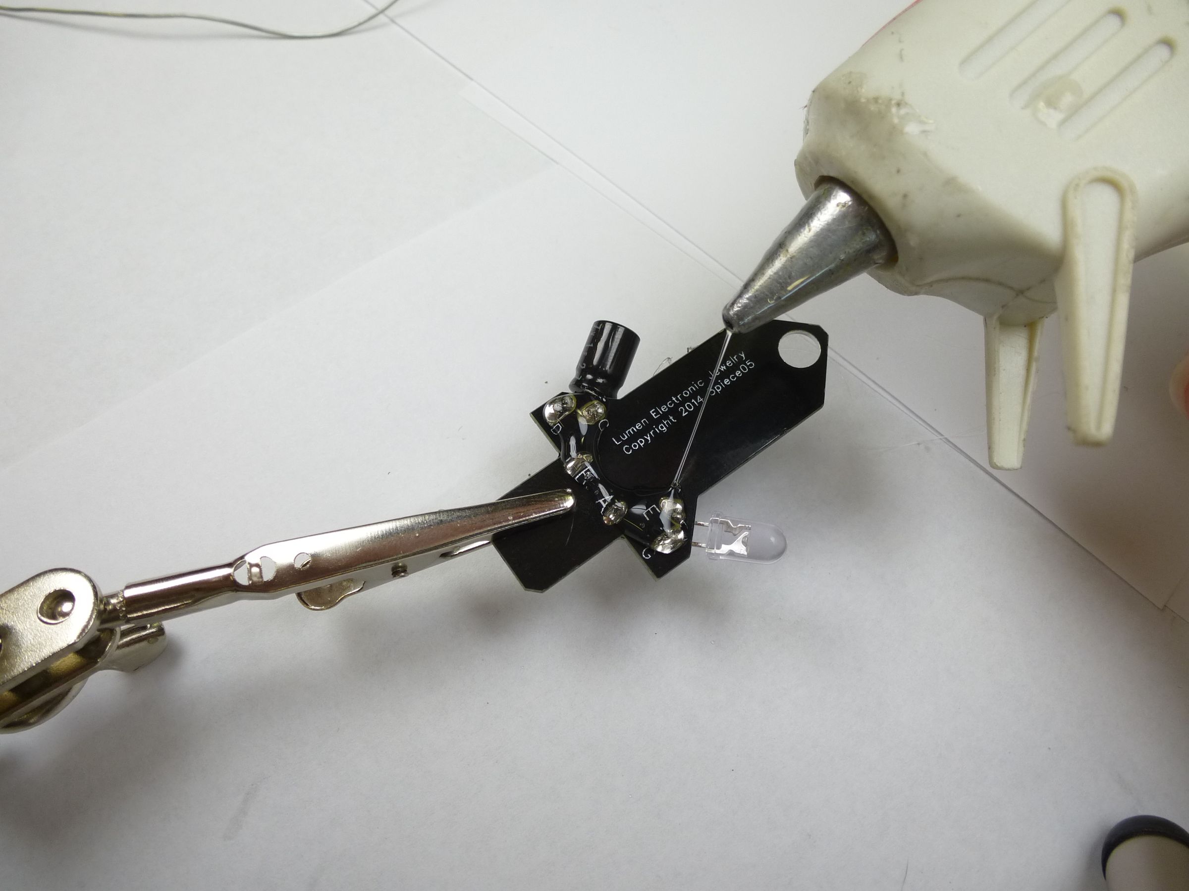 Rocket Kit Beginner Solar Powered + LED 10 Steps (with Pictures