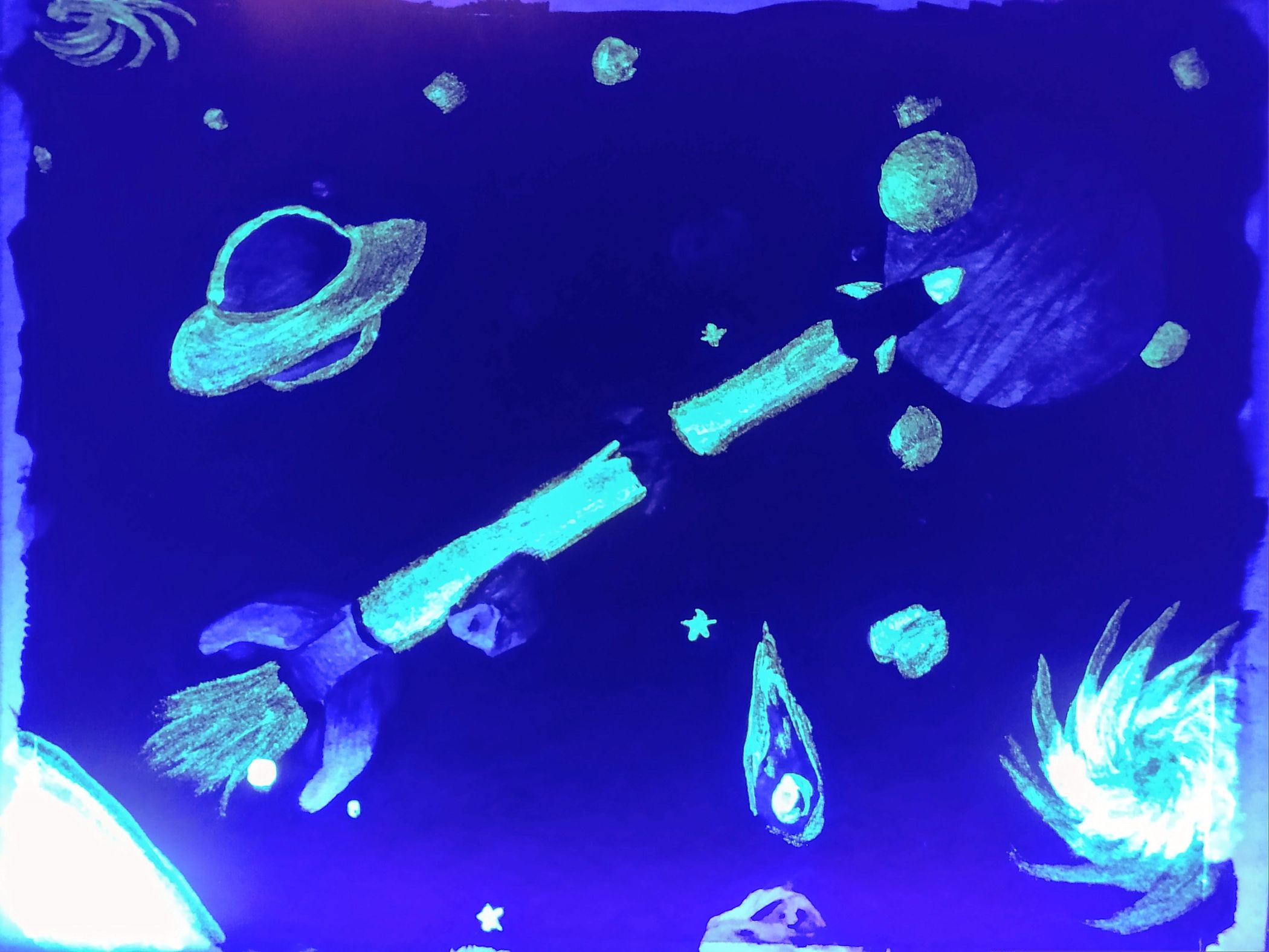 "Out of This World" Black and White (& Glow!) Space Painting : 4 Steps