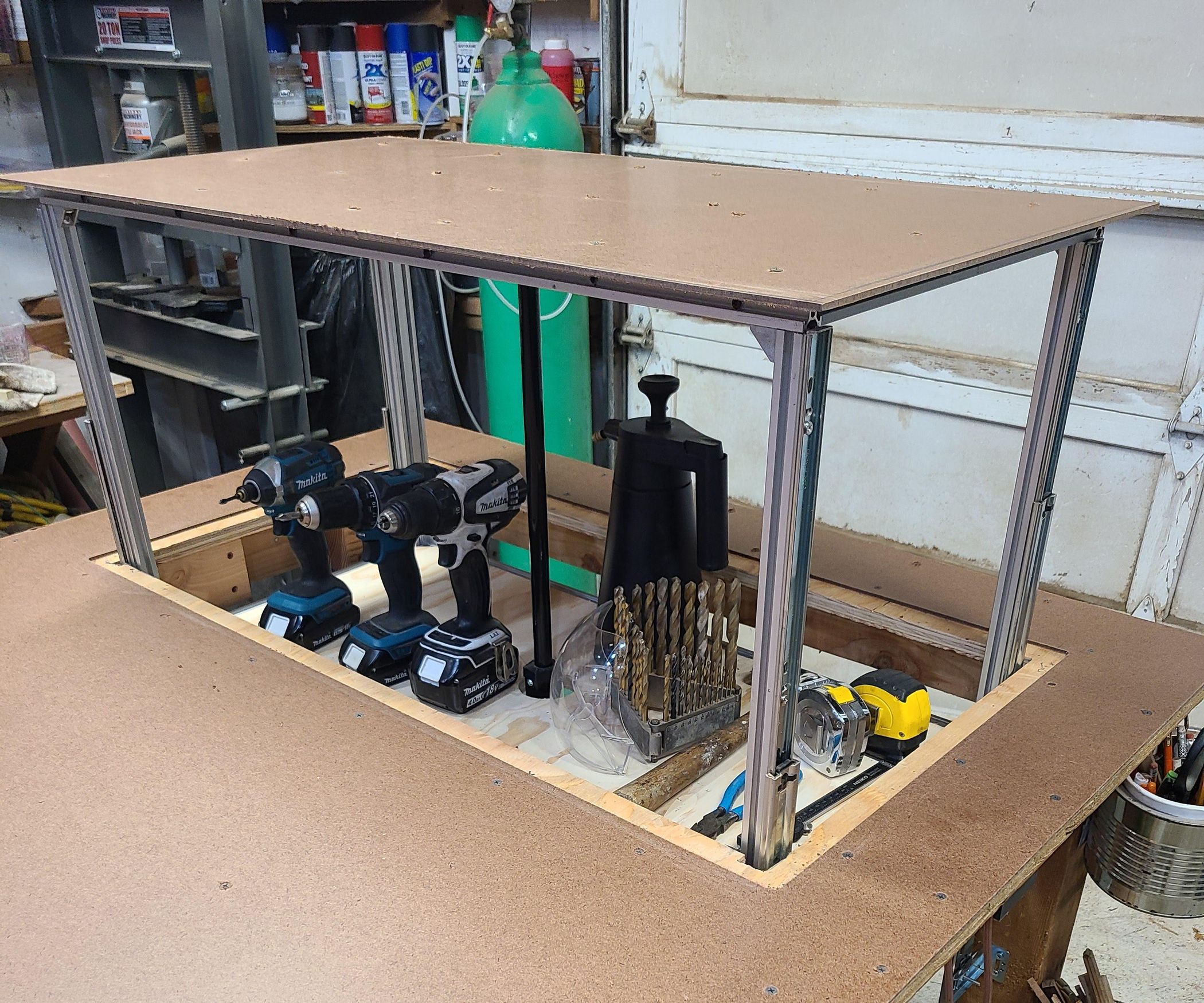 Powered Rising Shelf for a Workbench / Outfeed Table : 4 Steps (with ...