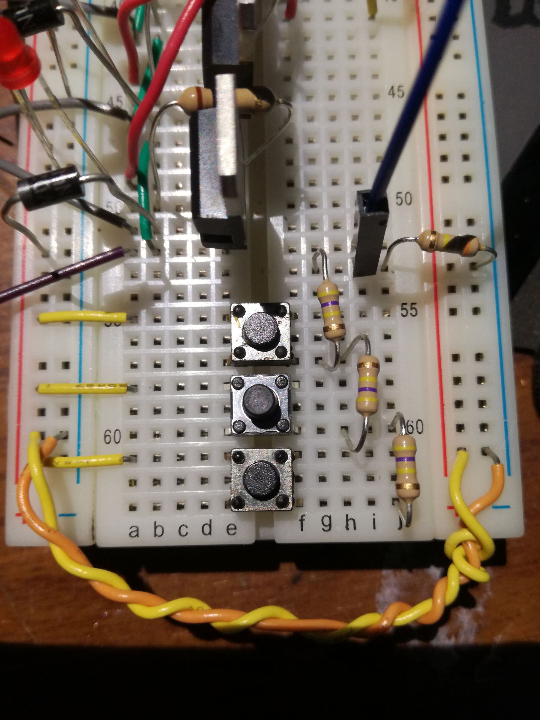 Digital Controller for Air Suspension Using Arduino and Smartphone