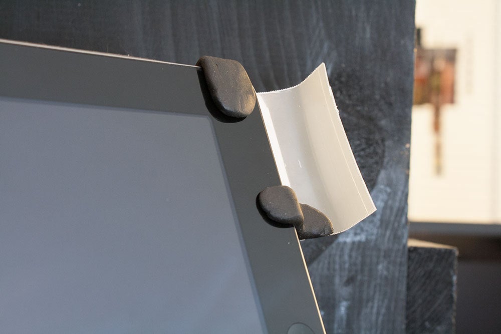 Make Your IPad Louder With SUGRU! 4 Steps Instructables