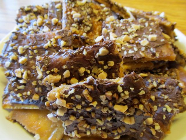 Step-by-step guide for cracker crunchies DIY Project DIY project