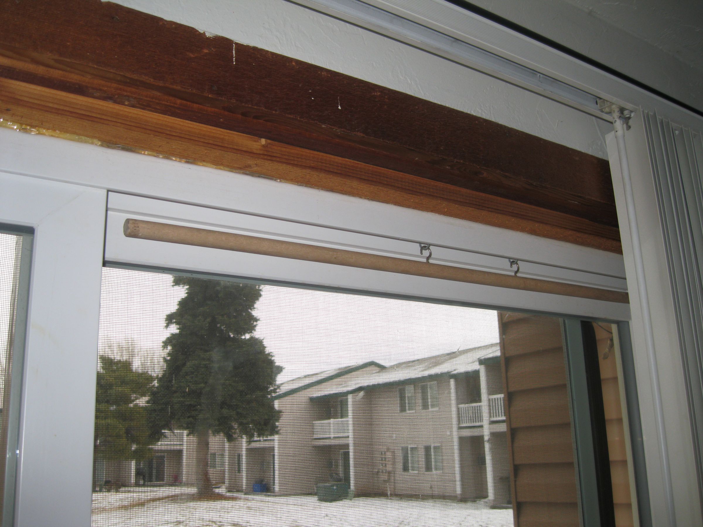 Sliding Door Child Lock 4 Steps Instructables