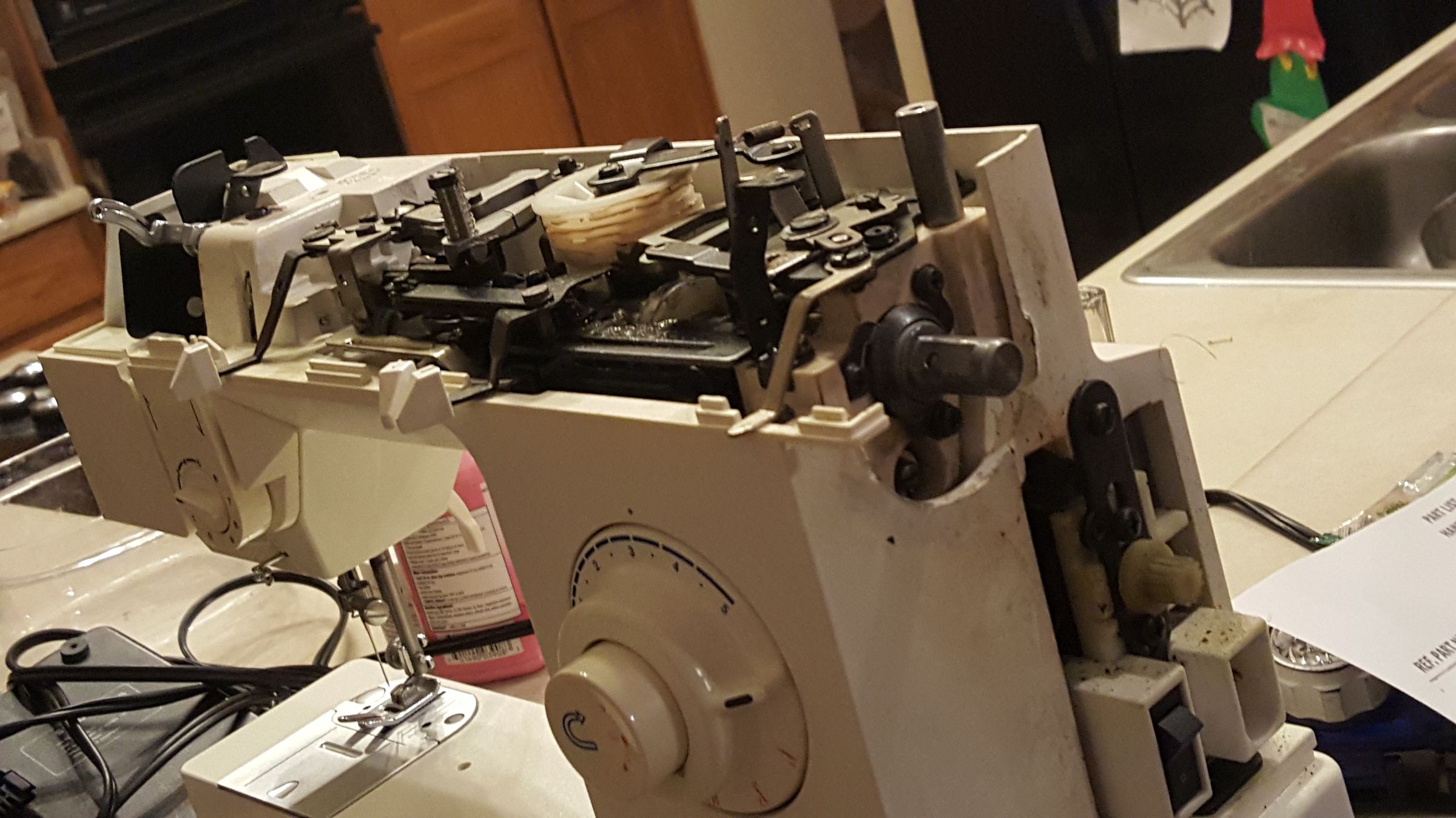 Repair a Broken Singer 57825C Handwheel Clutch Plate. 13 Steps (with Pictures) Instructables