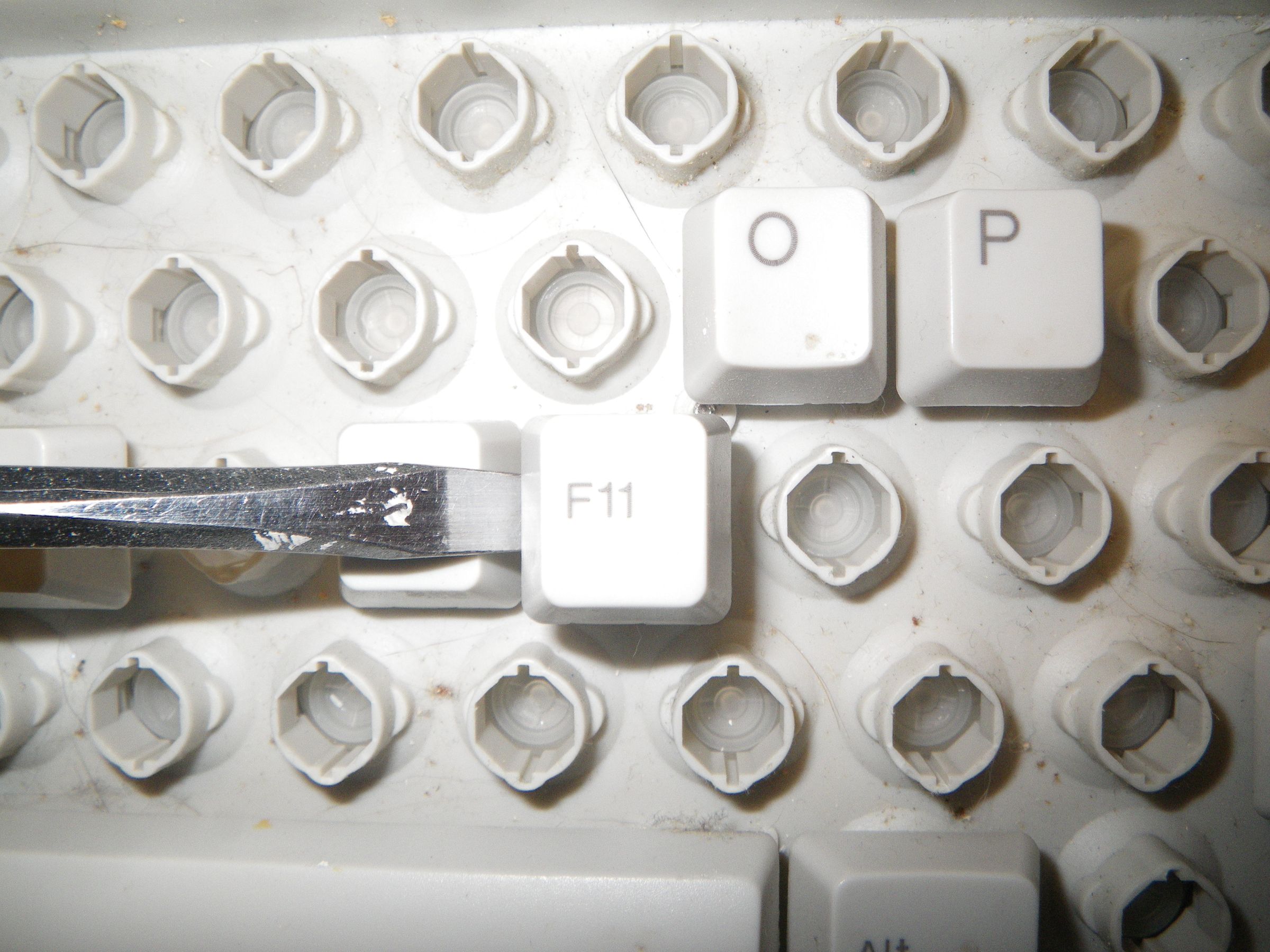 Old Keyboard Transormed Into Custom Gaming Keyboard 5 Steps Instructables